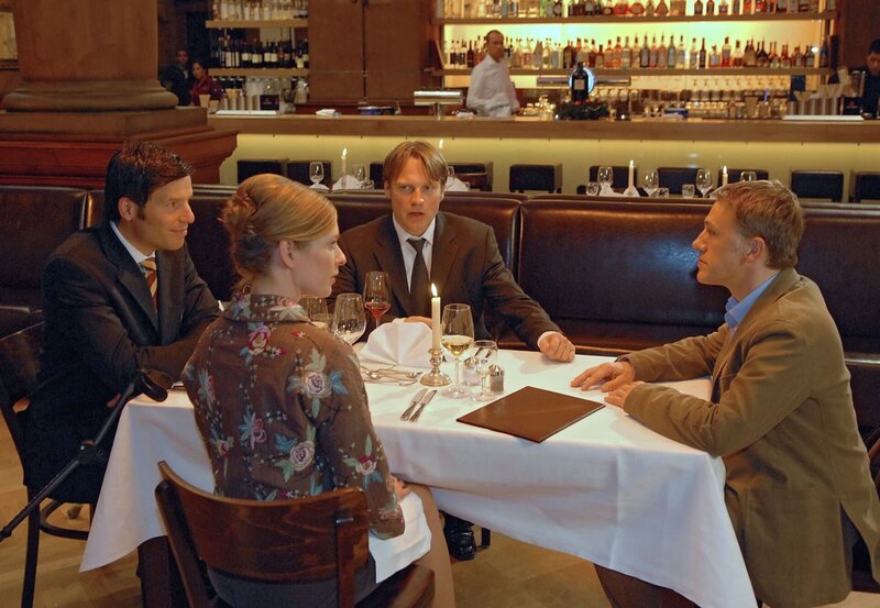 Die Zürcher Verlobung - Drehbuch zur Liebe – Bild: ARD Degeto/​Susanne Dittmann