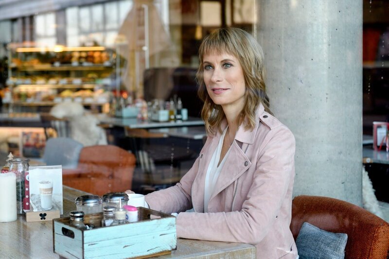 Moderatorin Sandra Eckardt – Bild: MG RTL D /​ Markus Hertrich