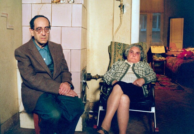 Herr Zwilling (l.) und Frau Zuckermann, gehören zu den letzten noch im alten Czernowitz geborenen Juden. – Bild: SWR/MDR/Vineta Film Herr Zwilling (l.) und Frau Zuckermann, gehören zu den letzten noch im alten Czernowitz geborenen Juden. – Bild: SWR/MDR/Vineta Film