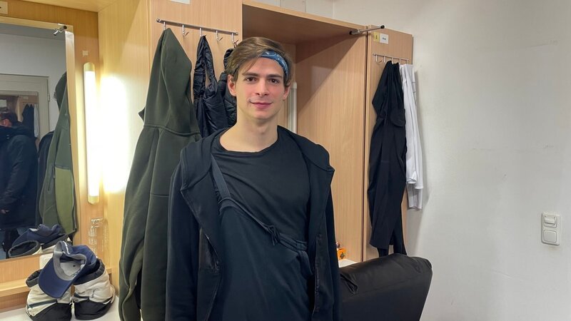 Jakob Feyferlik (Balletttänzer). – Bild: BR/​Film Five GmbH/​Matthias Schrauff