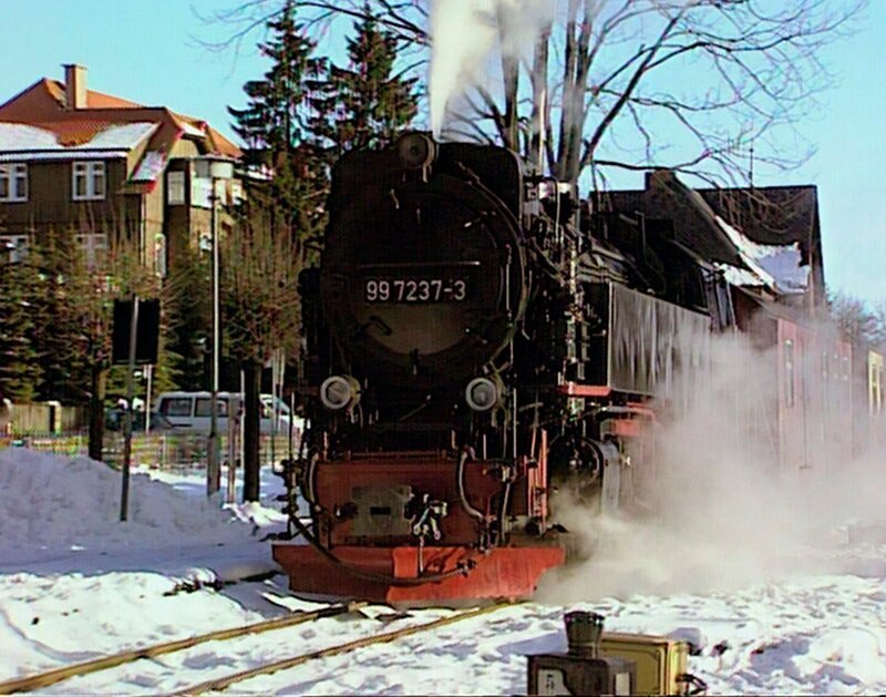 Die Harzquerbahn. – Bild: SWR