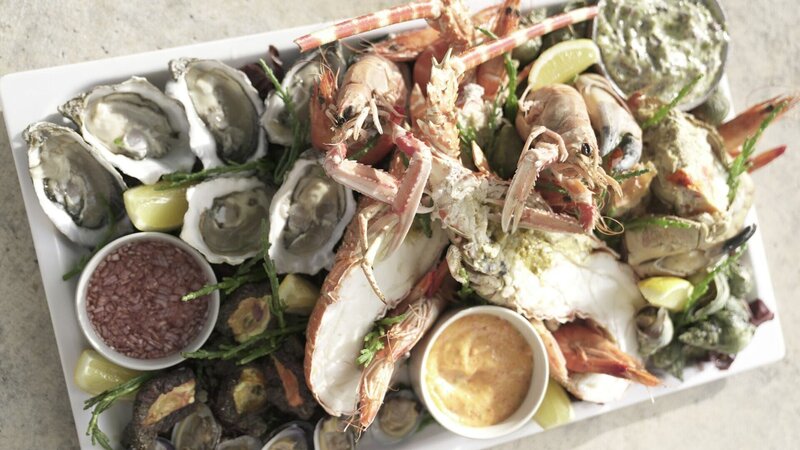 Meeresfrüchte-Platte – Bild: RTL /​ OutlineProductions & All3Media International