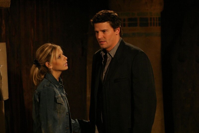 L-R: Buffy Summers (Sarah Michelle Gellar), Angel (David Boreanaz) – Bild: Twentieth Century Fox Film Corporation