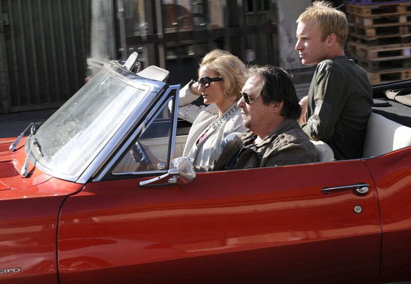 Von links: Moni Riemerschmidt (Monika Gruber), Xaver Bartl (Andreas Giebel) und Felix Kandler (Florian Karlheim). – Bild: BR/​ARD/​Barbara Bauriedl