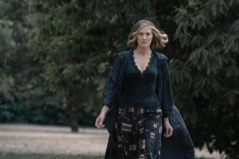 Linda Farrier (Joely Richardson) – Bild: MMXIX Lions Gate Television Inc.