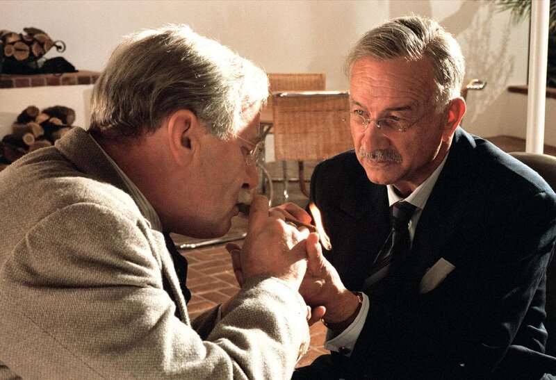 Heinrich (Jürgen Hentsch, l) und Thomas Mann (Armin Mueller-Stahl) – Bild: DMB /​ WDR