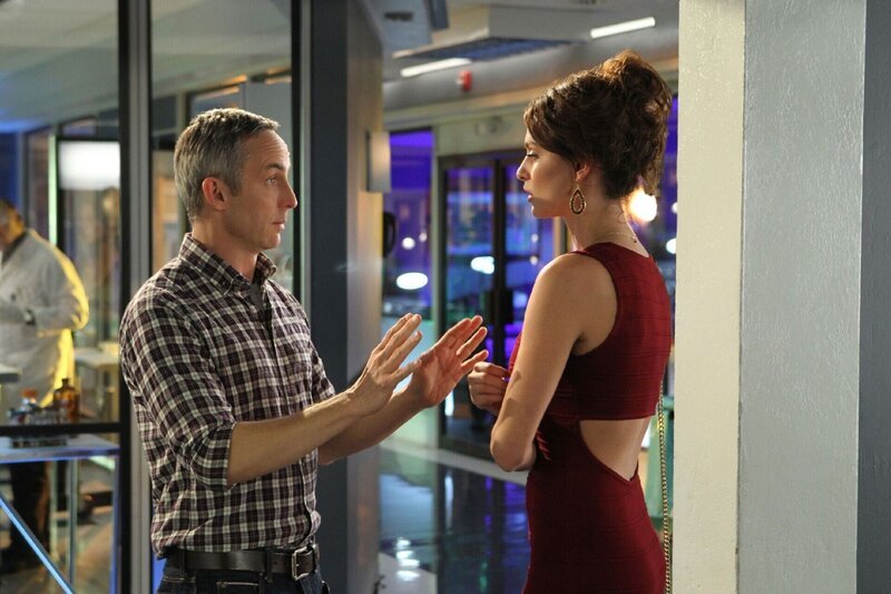 Wallace Langham (David Hodges), Catrinel Marlon (Elisabeta). – Bild: RTL /​ CBS