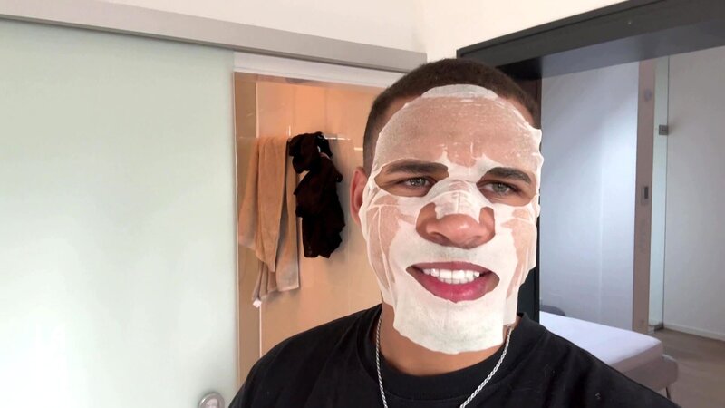 Es liegt Liebe in der LaFa Luft: Julia & Cecilia & ein süßes Geschenk, Kevin & sein Körper, Marie, Tammo & ihr schwules Freundespaar, Tim, Mama Britt  & der Verkehr! – Bild: RTLZWEI