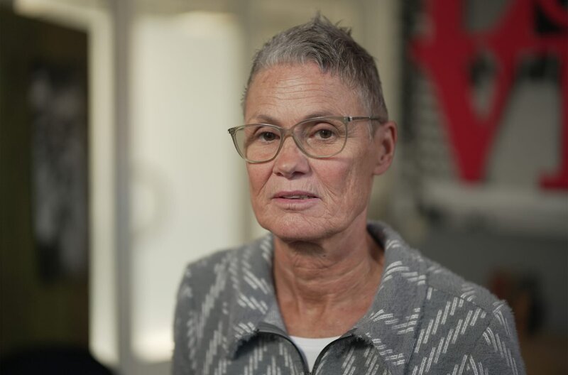 Der Vater von Sabine Reichel war Georg Wurster, Leiter der Fahrbereitschaft der Bundesanwaltschaft. Er kam 1977 beim Anschlag der RAF auf Generalbundesanwalt Buback ums Leben. – Bild: SWR Der Vater von Sabine Reichel war Georg Wurster, Leiter der Fahrbereitschaft der Bundesanwaltschaft. Er kam 1977 beim Anschlag der RAF auf Generalbundesanwalt Buback ums Leben. – Bild: SWR
