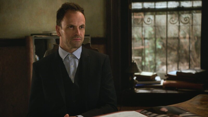 Sherlock Holmes (Jonny Lee Miller) – Bild: CBS Broadcasting Inc.