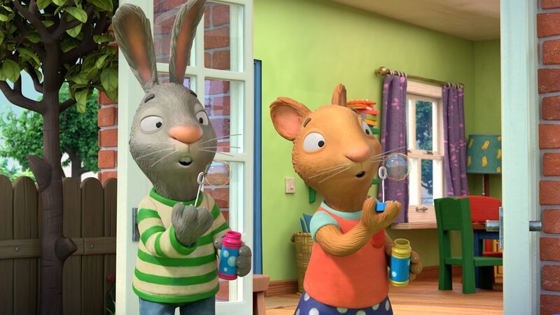 Pip und Posy starten den Seifenblasen-Wettbewerb. – Bild: ZDF/​Magic Light Pictures LTD 2023