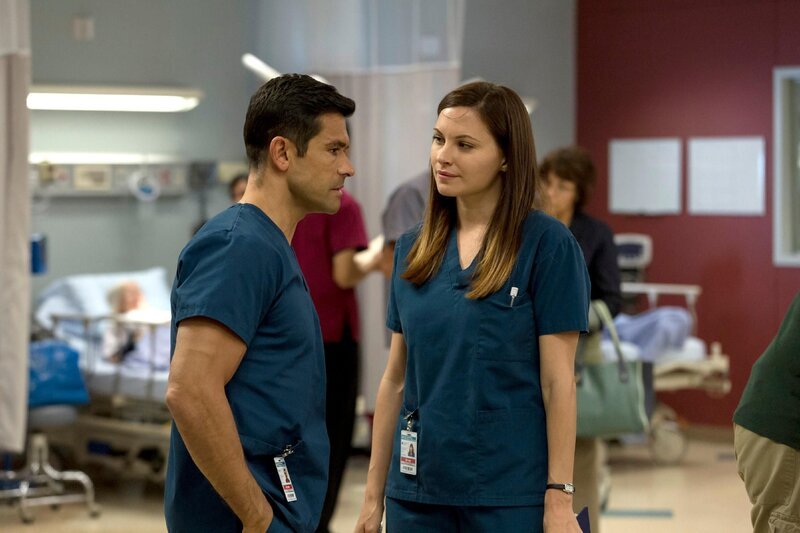 Dr. Cain Diaz (Mark Consuelos) und Dr. Jordan Alexander (Jill Flint) – Bild: RTL