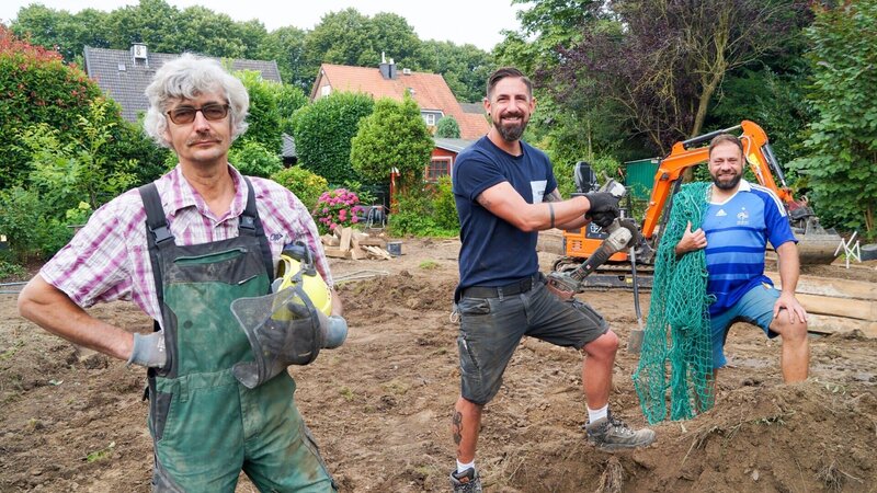 V.l.: Ralf, Gunnar und Claus in Grefrath. Die Verwendung des sendungsbezogenen Materials ist nur mit dem Hinweis und Verlinkung auf TVNOW gestattet. – Bild: RTL /​ Tokee Bros.