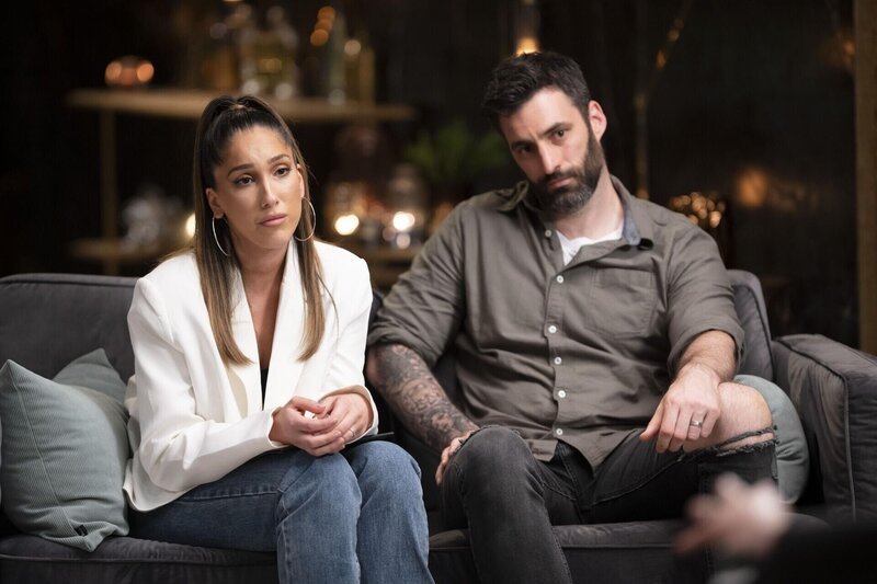 Selin (l.); Anthony (r.) – Bild: 2022 Endemol Shine Australia © 2022 Nine Network Australia Lizenzbild frei