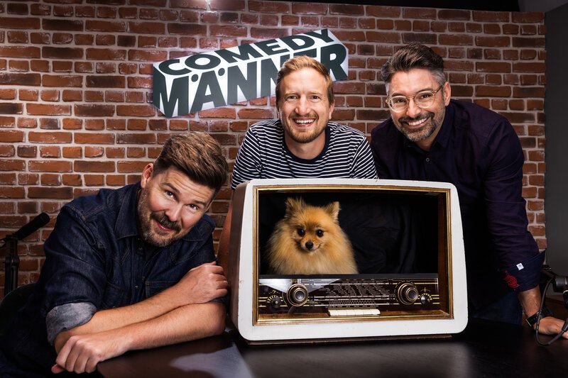 Comedymänner – Hosted by SRF, Michael Schweizer, Stefan Büsser und Aron Herz – Bild: SRF/​Gian Vaitl