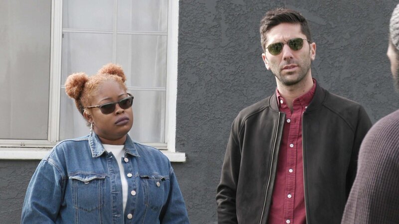 L-R: Danielle, Nev – Bild: ViacomCBS