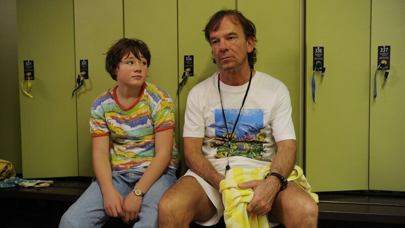 Jessica (Ella Frey) und ihr Vater Gabriel (Martin Wuttke) kämpfen jeder auf seine Art um das Leben von Sabrina (Emilia Bernsdorf). – Bild: ZDF Jessica (Ella Frey) und ihr Vater Gabriel (Martin Wuttke) kämpfen jeder auf seine Art um das Leben von Sabrina (Emilia Bernsdorf). – Bild: ZDF