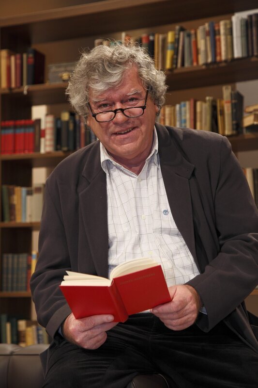 Tilman Spengler führt durch die Literaturgeschichte. – Bild: BR