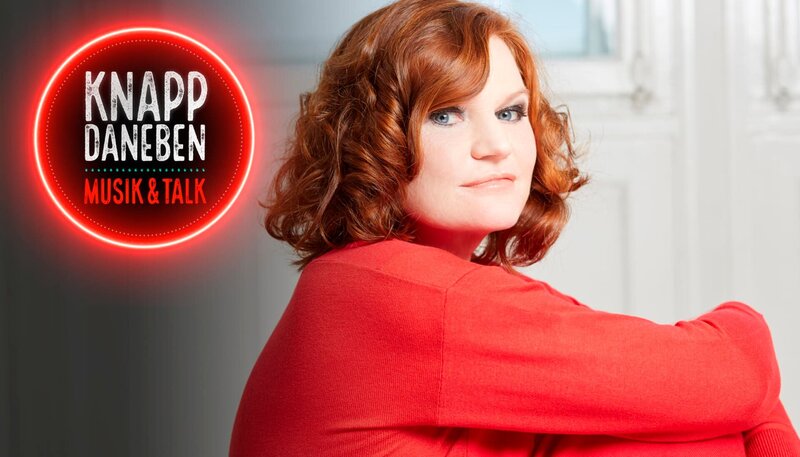 rbb 88.8-Moderator Heiner Knapp begleitet Pe am Flügel bei ihren eigenen Songs sowie Lieblingsliedern anderer KünstlerInnen und entlockt ihr viele Geschichten und Anekdoten. – Sängerin Pe Werner – Bild: rbb