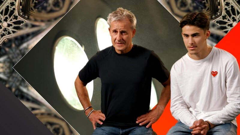 Fußballweltmeister Pierre Littbarski und sein Sohn – Bild: Kabel Eins