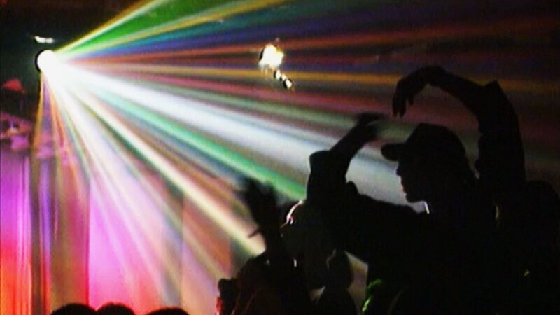 Sternstunde Musik Revolution Dancefloor – Die bewegende Geschichte der Schweizer Clubkultur Dancefloor – Bild: SRF