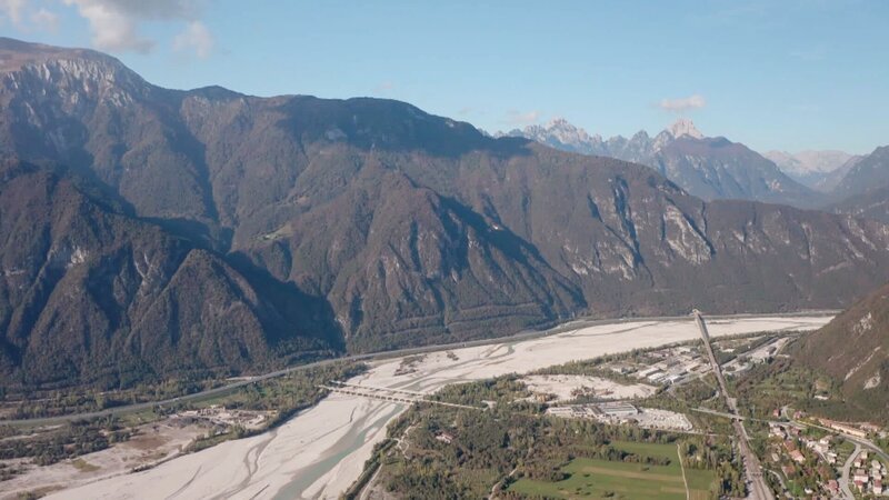 Tagliamento zwischen den Alpen. – Bild: ORF/​Ranfilm