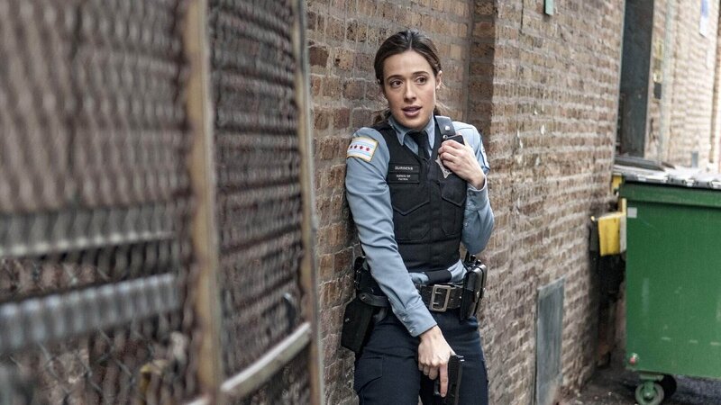 Kim Burgess (Marina Squerciati) – Bild: RTL /​ Matt Dinerstein /​ NBC Universal