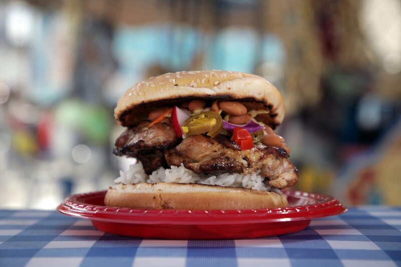 Bild: AMUSING PRODUCTIONS IX INC. BEYOND ENTERTAINMENT LIMITED