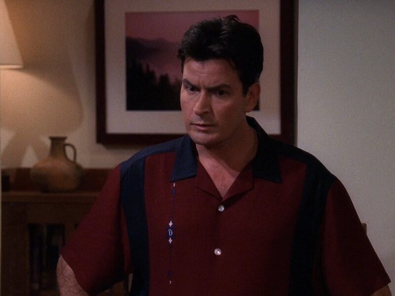 Charlie Harper (Charlie Sheen) – Bild: Warner Brothers Entertainment Inc.