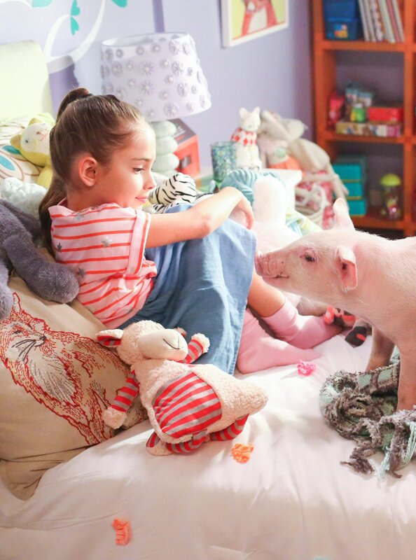 Julia Butters (Anna-Kat Otto). – Bild: ORF/​Disney/​ABC/​Michael Ansell