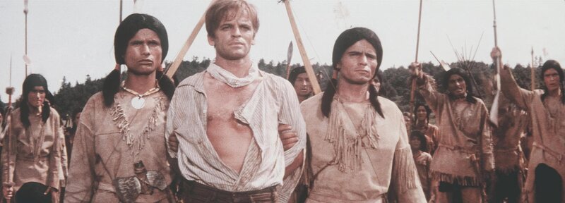 Endlich ist der Übeltäter gefasst: Luke (Klaus Kinski, r.) … – Bild: ProSieben Media AG