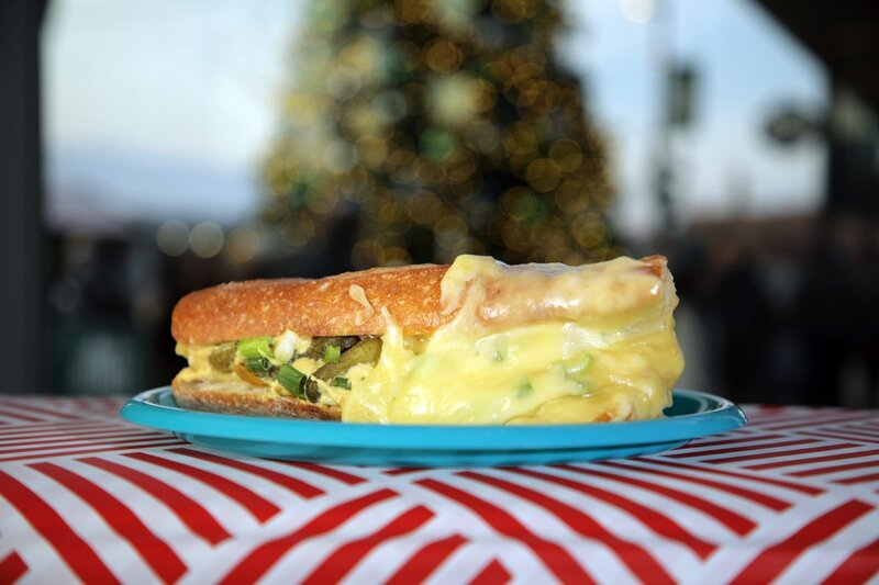 Bild: AMUSING PRODUCTIONS IX INC. BEYOND ENTERTAINMENT LIMITED