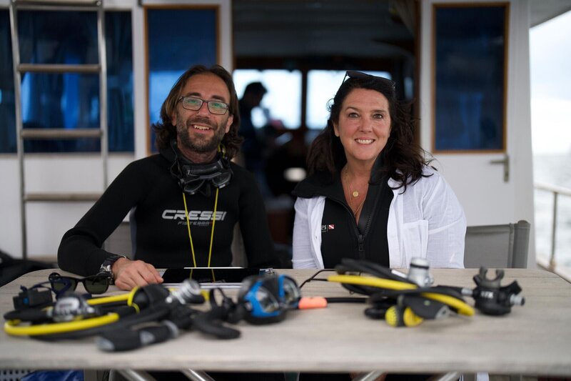 Michele Stefanile und Bettany Hughes – Bild: RTL /​ SandStone Global Productions Ltd. /​ Handelsrouten