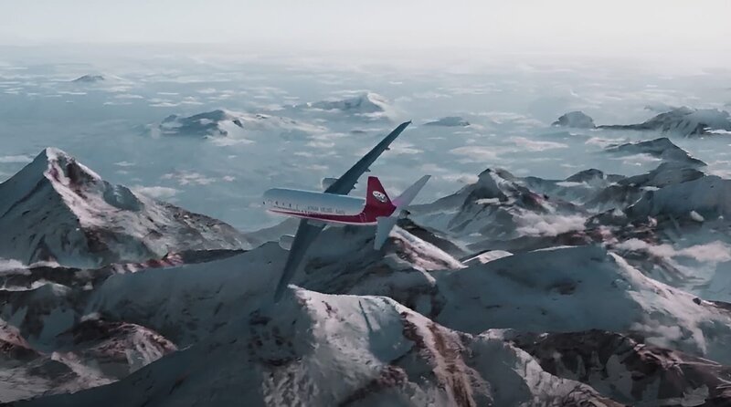 Über der tibetischen Hochebene im Himalaya-Gebirge spielen sich Dramen im Cockpit von Sichuan Airlines Flug 8633 ab. – Bild: WeltN24 GmbH.