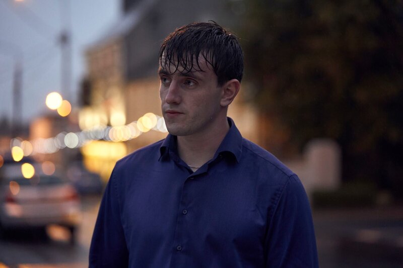 Zurück in der Heimat wird Connell (Paul Mescal) eines plötzlich klar: Er hat einen riesigen Fehler gemacht. – Bild: ZDF