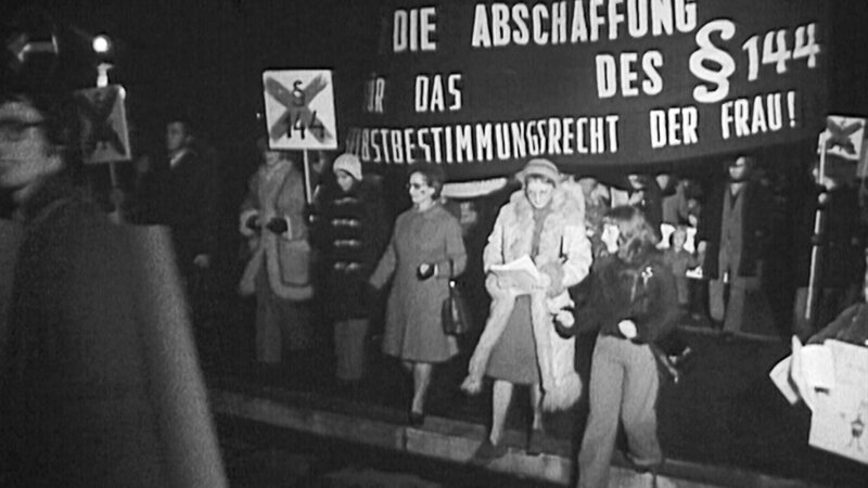 Frauenbewegung. – Bild: ORF/​Pammer Film