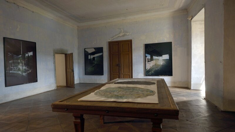 Gertraud und Dieter Bogner führen den Kunstraum Buchberg im Schloss Buchberg. – Bild: ORF/​Ranfilm