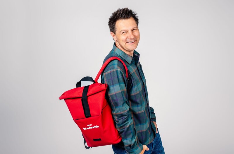 Moderator André Gatzke – „Wunderschön!“ – Bild: WDR/​Annika Fußwinkel