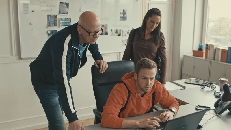 (v.l.n.r.) Michael Naseband; Philipp Stehler; Daniela Stamm – Bild: SAT.1