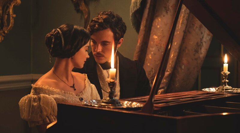 Victoria (Jenna Coleman, l.) und Prinz Albert (Tom Hughes) – Bild: WDR/​Mammoth Screen Limited/​ITV
