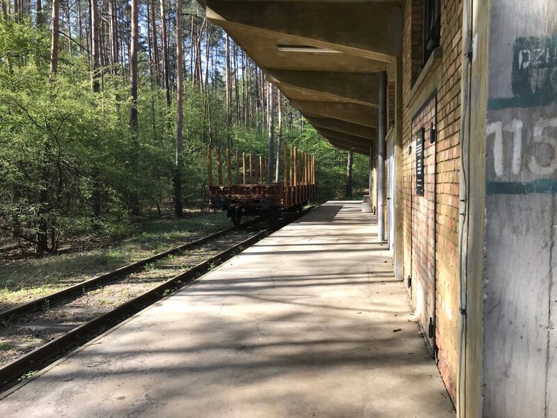 Alter Bahnhof – Bild: Licensed by DCD Rights Ltd. Lizenzbild frei