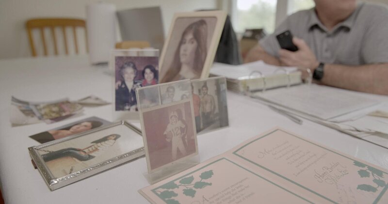 Bilder von Cathy Sposito und ihrer Familie. – Bild: Peninsula Television /​ Crime + Investigation