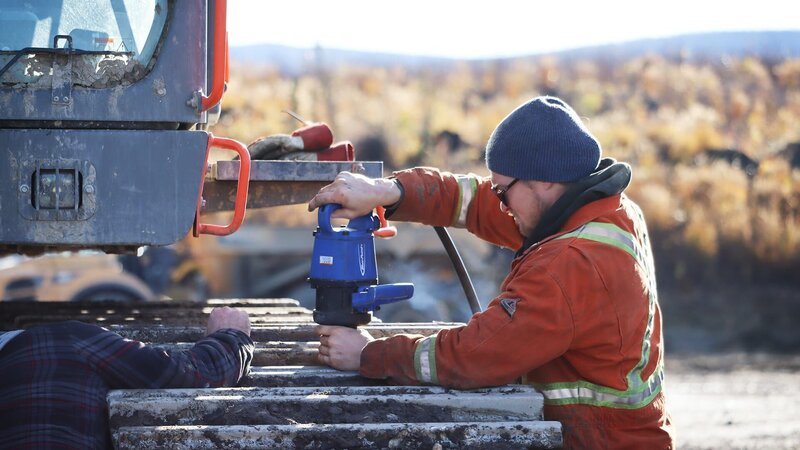 Tony Beets and his team have already unearthed 4,000 ounces of precious metal worth more than six million dollars there. – Bild: DMAX