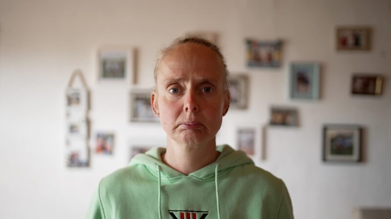 Ex-Soldatin Annika Schröder kämpfte 15 Jahre um Anerkennung ihrer PTBS als Einsatzschädigung. – Bild: NDR