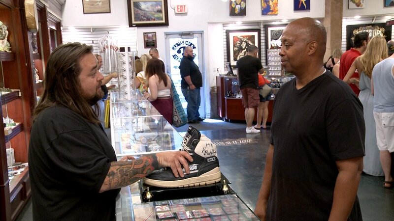 Zuerst von links: Austin „Chumlee“ Russell – Bild: 2023 A&E Networks, LLC. Lizenzbild frei