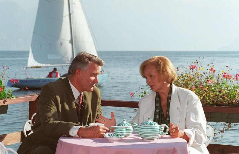 Klaus Wildbolz (Wenzel Hofer), Ruth-Maria Kubitschek (Gräfin Cecilie Schönburg). – Bild: ORF/​Johannes