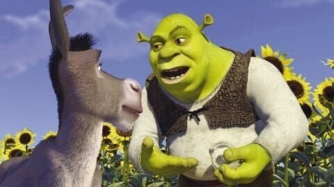 L-R: Donkey (voiced by Eddie Murphy), Shrek (Mike Myers) – Bild: port.hu