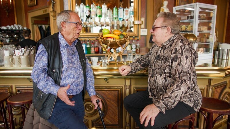 Günter Tolar und Ali Wimmer im Savoy. – Bild: ORF/styblo.tv productions Günter Tolar und Ali Wimmer im Savoy. – Bild: ORF/styblo.tv productions