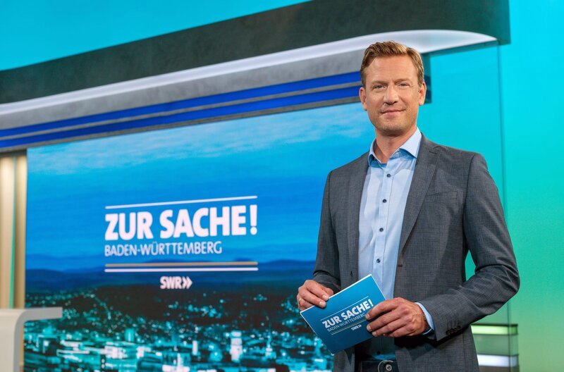 Moderator Florian Weber. – Bild: SWR/​Christian Koch