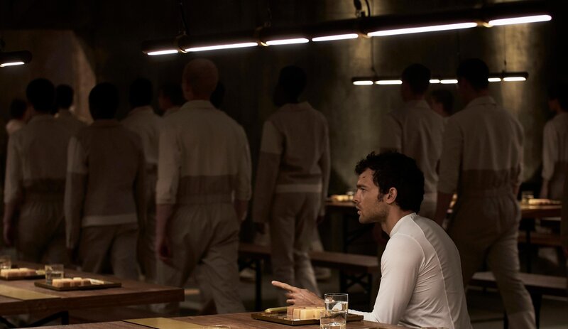 John the Savage (Alden Ehrenreich) – Bild: RTL /​ 2020 Universal Content Productions LLC.